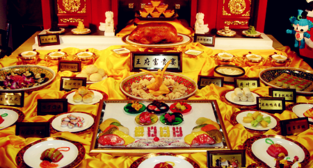 全聚德：白富美突轉(zhuǎn)屌絲行不通，降低客單價對不住股東！
