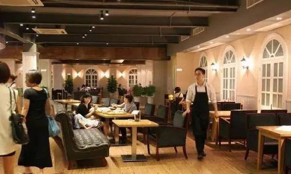 這家“潮”餐廳做到整個城市為之“瘋狂”，背后的秘密竟是這樣！|餐飲界