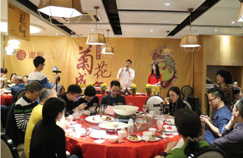 譚廚首屆“菊花盛宴”圓滿結(jié)束，引來數(shù)萬粉絲圍觀直播！|餐飲界