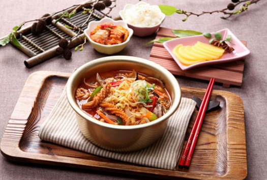烤肉、炸雞、拌飯、芝士火鍋，難掩韓餐爛大街的真相