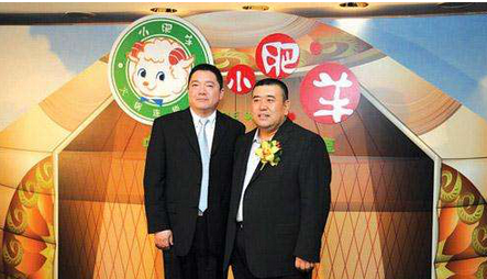 他17歲發(fā)家，靠一張秘方狂賺數(shù)十億，看一代餐飲帝國(guó)興衰史|餐飲界
