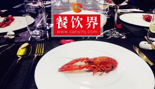 千億市場(chǎng)份額，十萬餐飲人分食，小龍蝦市場(chǎng)是一道送命題？