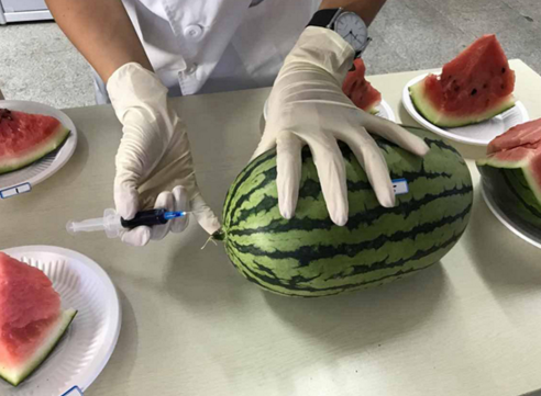 “西瓜打針”“螃蟹打針”，這些食品謠言不足信！
