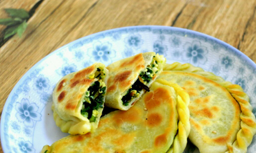 菜館吃韭菜盒子硌掉一塊牙 誰該擔(dān)責(zé)？