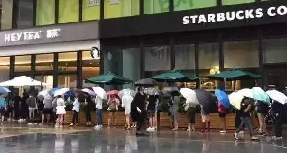臥底喜茶北京代購群：排隊沒升級，黃牛卻“升級”不少
