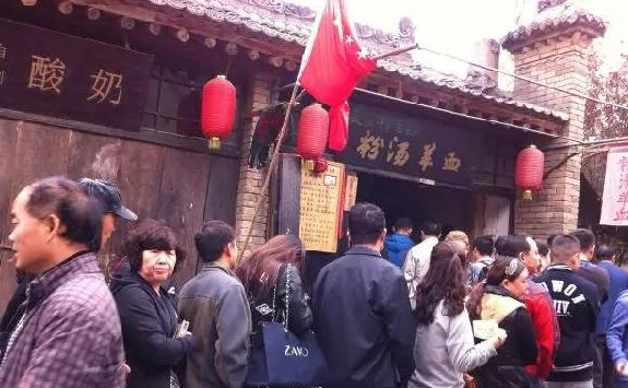袁家村餐飲日營業(yè)額200萬，為什么別人一模仿就死翹翹？