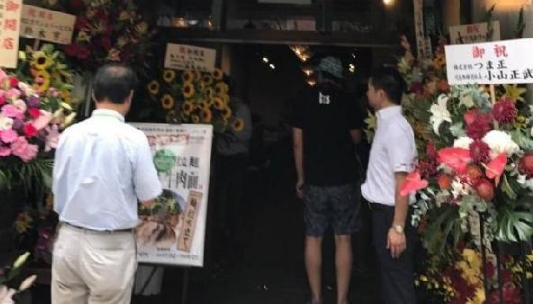 100塊一碗，蘭州拉面日本首開店排長隊，能否逆襲日本拉面？