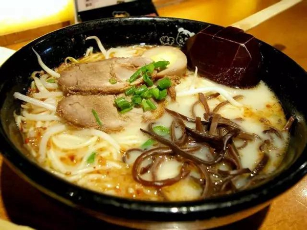 業(yè)績下滑，關(guān)店數(shù)家，沒了百度外賣庇護(hù)的味千，靠什么翻身？|餐飲界