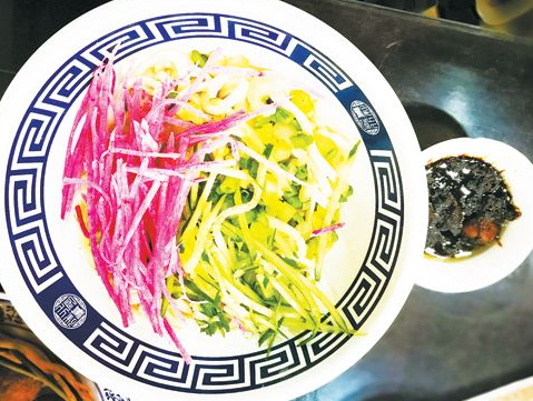 與重慶小面、蘭州拉面相比，老北京炸醬面大王性價(jià)比低