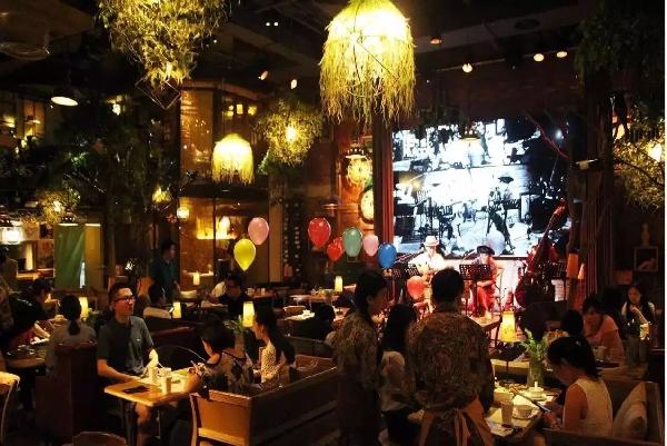 想做到1000+門店，休閑正餐會是突破口嗎？|餐飲界