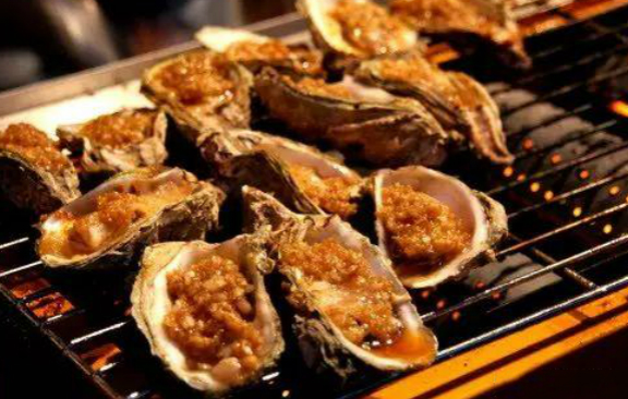 5000元開店賣生蠔，燒烤小伙2年成酒店集團(tuán)老總！秘訣就7個(gè)字?。?></a>
          <div> <a href=
