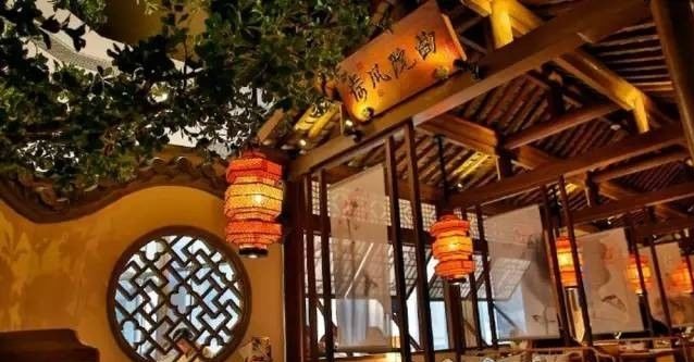 開一家火一家，杭幫菜“現(xiàn)象級”排隊背后的商業(yè)邏輯是啥？