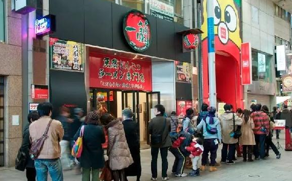 用餐全程無需交流，一蘭拉面如何治愈“一人食”顧客