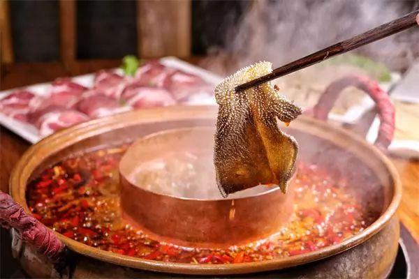 為什么進(jìn)了人潮涌動(dòng)的單品一條街，我的店還是死掉了？|餐飲界