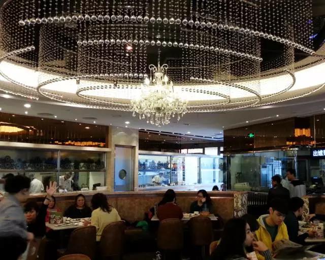 大家樂撤出華東，翠華、稻香業(yè)績下滑……“港式餐飲”怎么了？|餐飲界