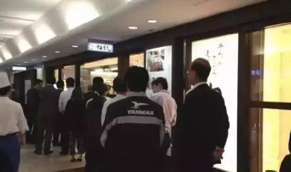 “奇葩”餐廳每平米日賣3.5萬，34年只開了34家店！
