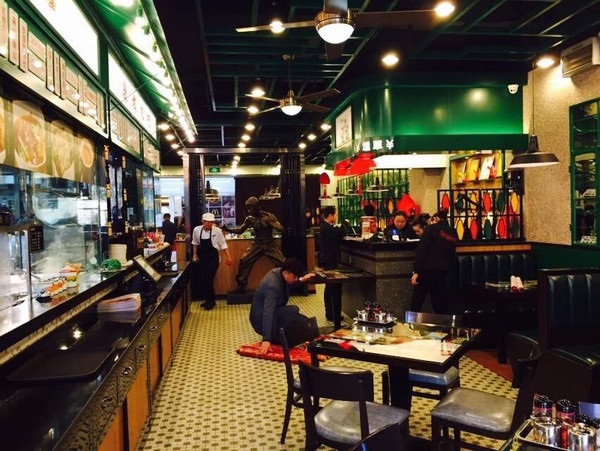 餐廳連虧6年被逼上絕路，她用三招挽救了這家注定要賠本的店！