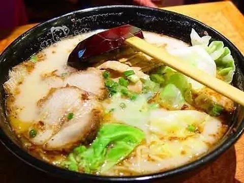 “5年千店”計(jì)劃泡湯、業(yè)績連續(xù)3年下滑，味千拉面為何身陷“中年危機(jī)”？