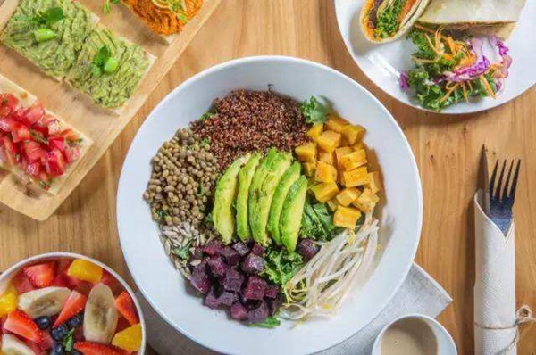 成都餐飲業(yè)刮起輕食風 下一個風口？