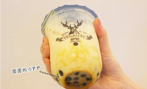“鹿角巷”成為廣州茶飲界的新排隊王！就憑1杯“黑糖珍珠奶茶”！