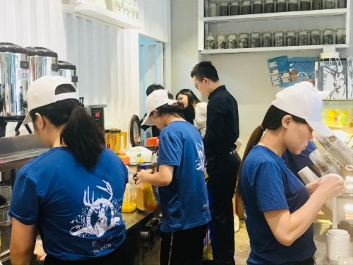 《創(chuàng)客風(fēng)云匯》走進鹿角戲  探尋純正黑糖珍珠鮮奶|餐飲界