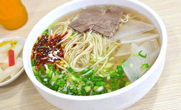 蘭州機(jī)場回應(yīng)“天價牛肉面”：78元是套餐價不是單碗面