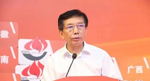 餐飲業(yè)如何應(yīng)對(duì)炒菜機(jī)器人？中烹?yún)f(xié)會(huì)長(zhǎng)這樣說