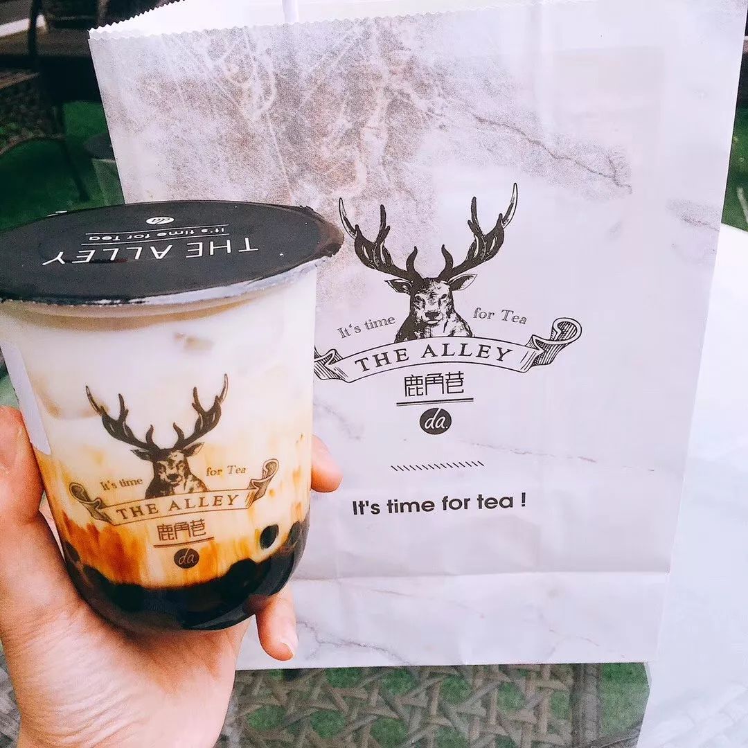 淡季來了，茶飲店拿什么熬過寒冬？|餐見