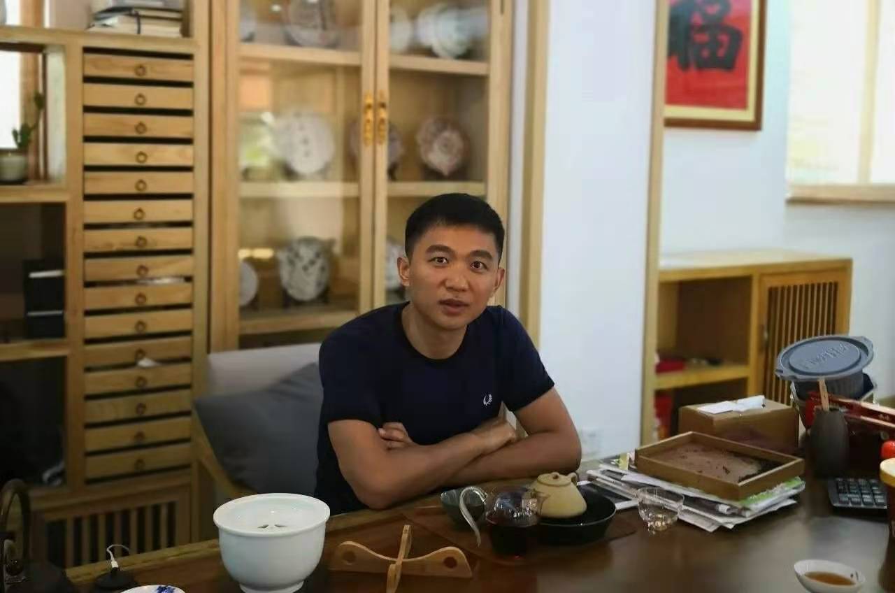 半年客銷(xiāo)售翻倍，這家麻辣燙憑什么這么“拽”？|餐飲界