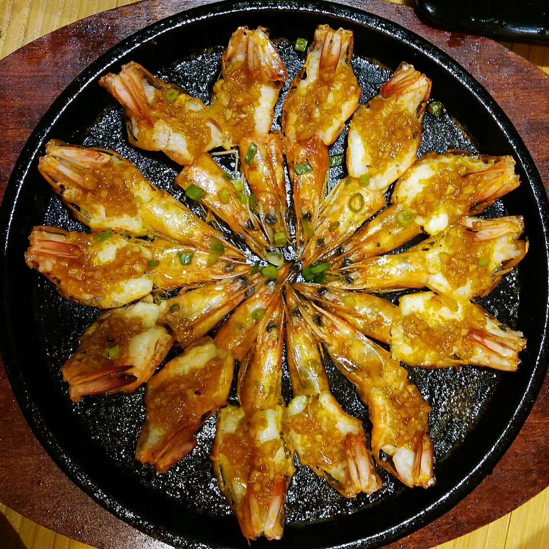 餐飲大事件219期|星巴克中國(guó)試水15元早餐、茶顏悅色將在深圳開快閃店、店員因癡迷網(wǎng)絡(luò)賭博，竟綁架老板娘索要300萬|餐飲界