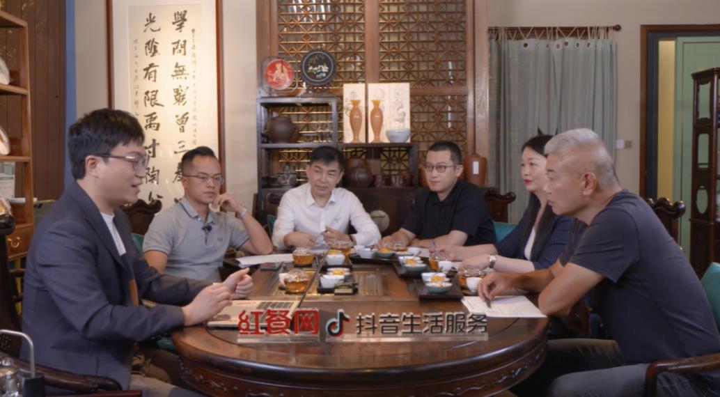 18位餐飲人齊聚，共同探討特殊時期線上經(jīng)營新趨勢、增長新方法