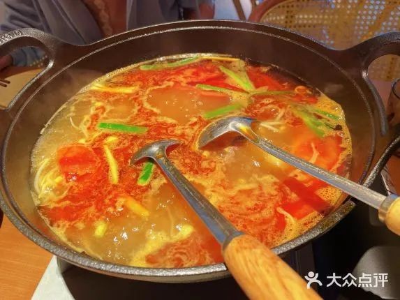 上億曝光，有人打飛的去吃 天水麻辣燙接棒淄博燒烤？