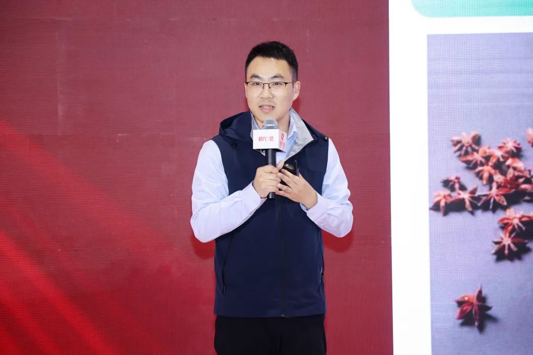 從區(qū)域小店到全球布局：楊國福如何用供應鏈撬動千億麻辣燙市場？|餐飲界